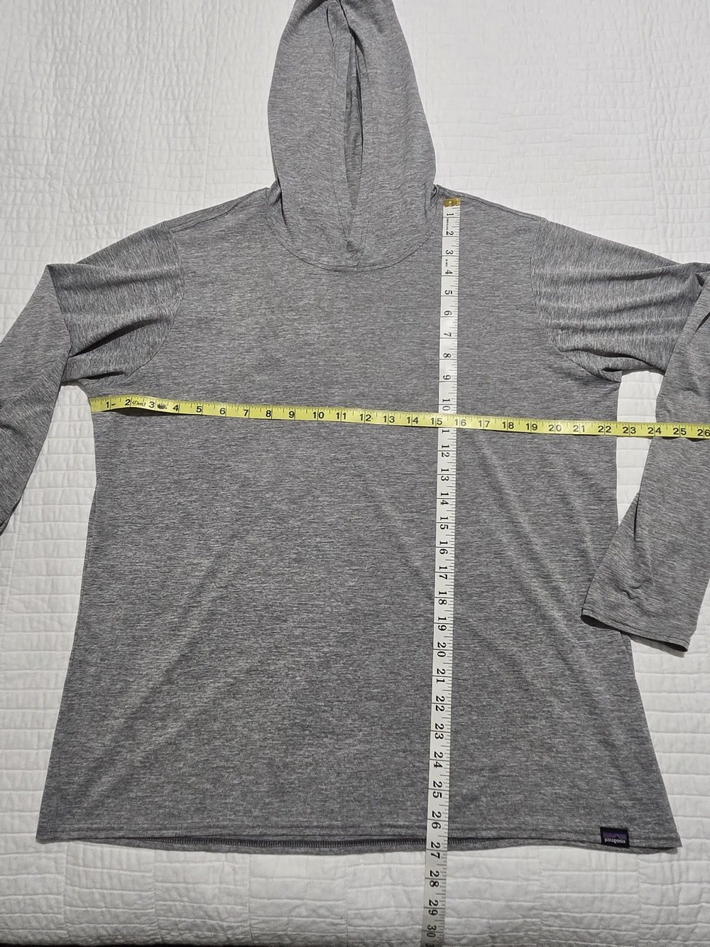 Patagonia Light Heather Gray Capilene Cool Daily Top - Picture 7 of 9